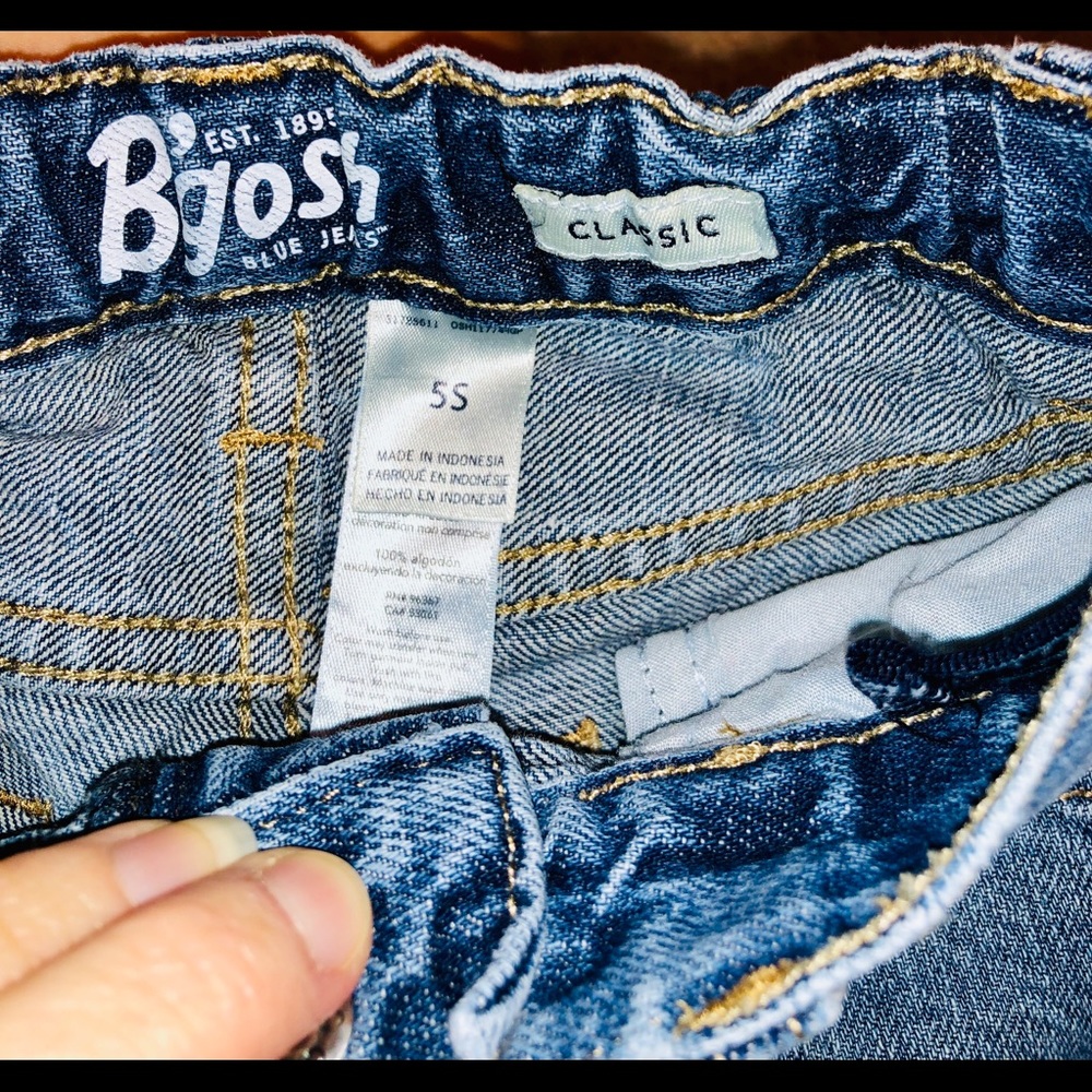 Jeans - Picture 3 of 3